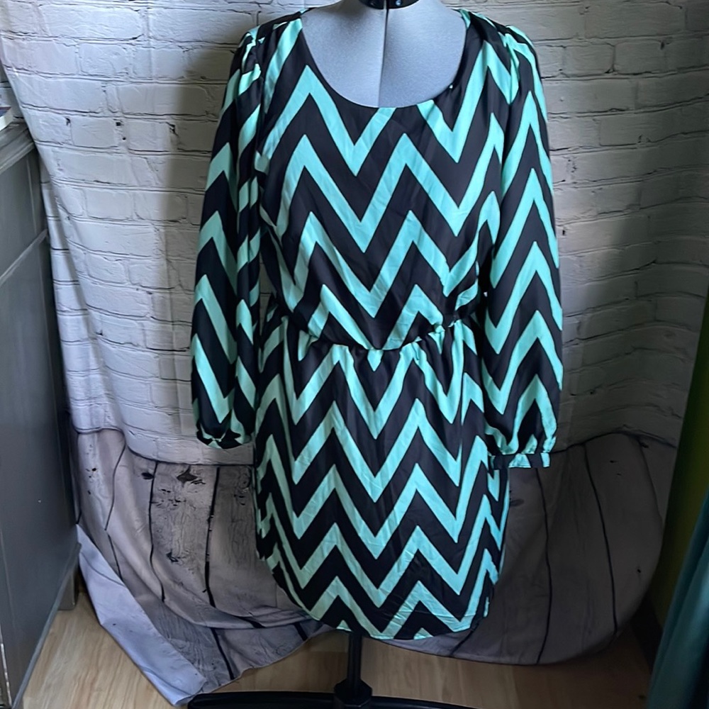 My Michelle Aqua & Black Chevron Print Long Sleeve Midi Dress Size XL